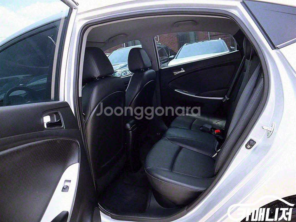 [현대]엑센트신형 1.4VVT 프리미엄 (5인승) #최--4