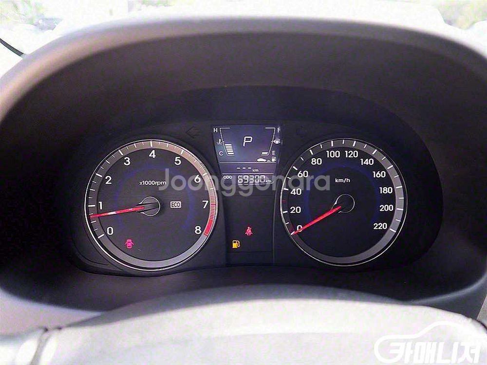 [현대]엑센트신형 1.4VVT 프리미엄 (5인승) #최--8