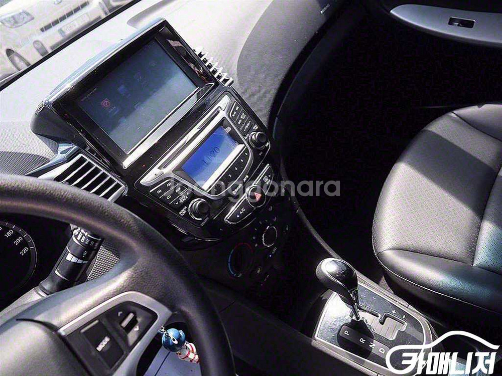 [현대]엑센트신형 1.4VVT 프리미엄 (5인승) #최--9
