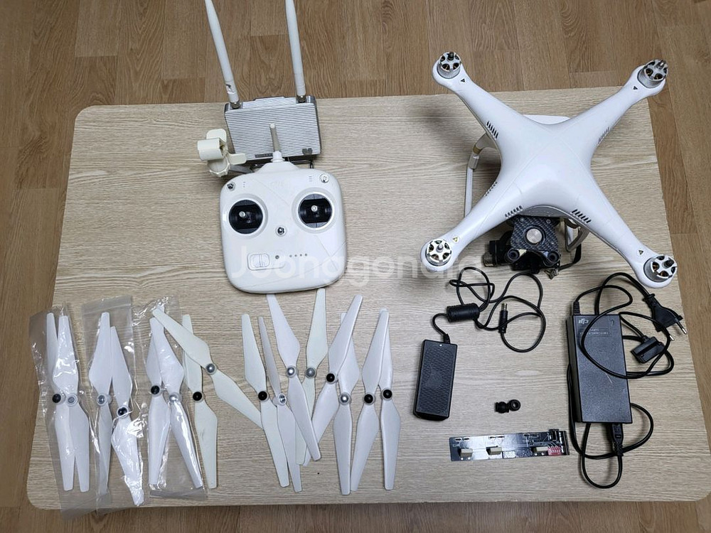 DJI 팬텀2 부품용--0