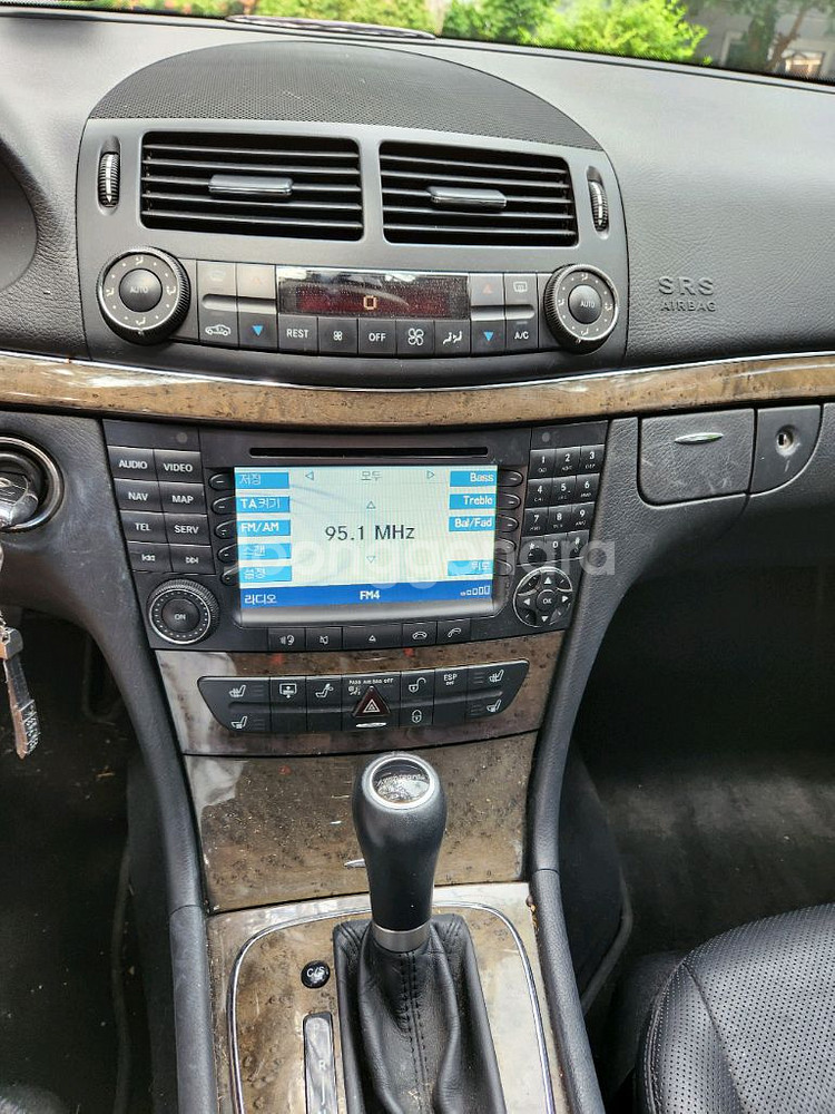 벤츠 E350 w211 08년식 폐차로 부품들 정리합--3