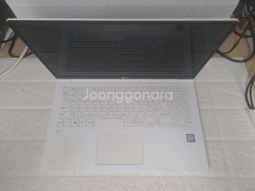 LG그램 15z980 i5 판매 (내용 필독)--1