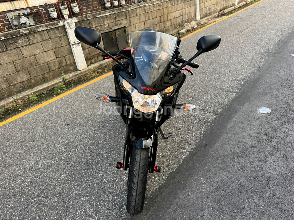 혼다 cbr125 17년 풀배기풀옵션 팝니다--1