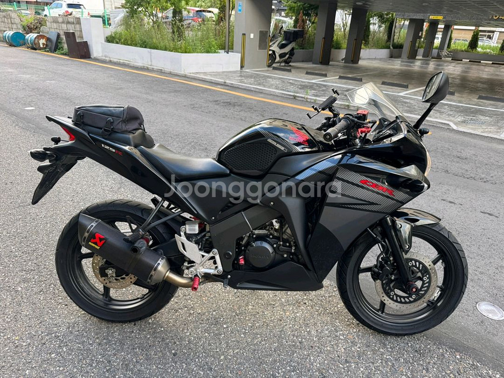 혼다 cbr125 17년 풀배기풀옵션 팝니다--4