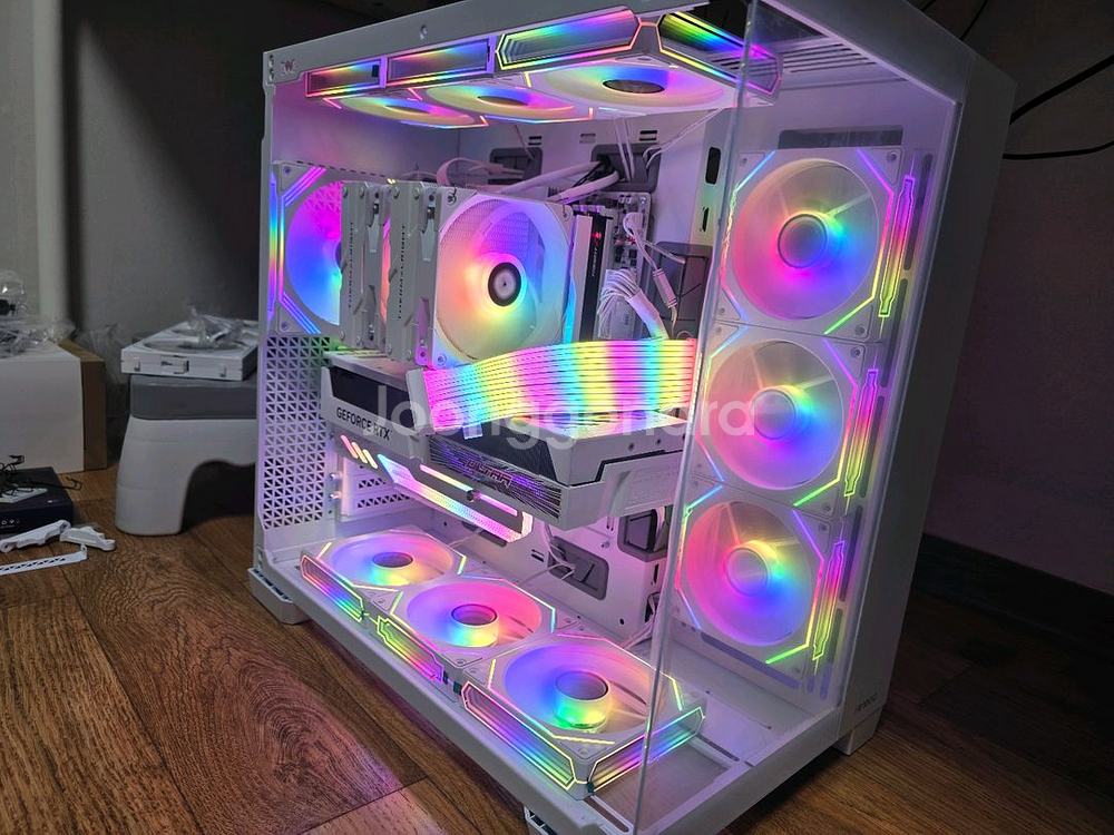 하이엔드 PC 본체(7800X3D, 4070Ti)--4