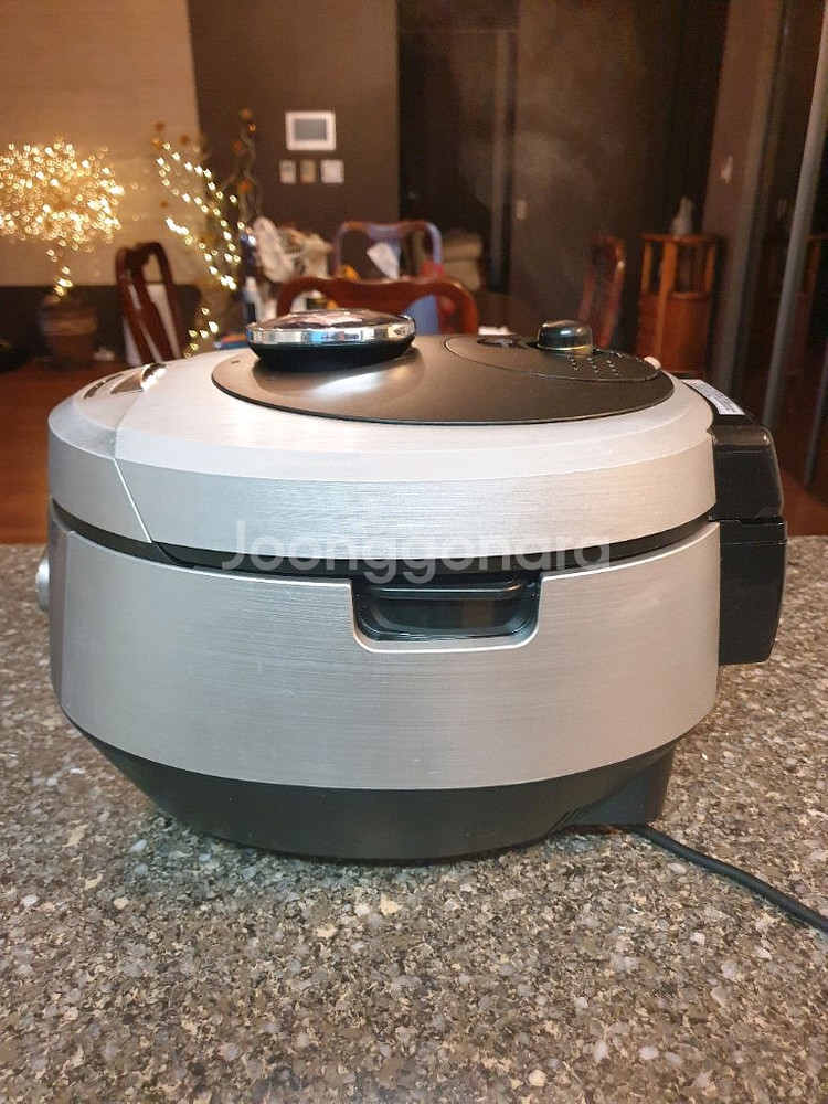 쿠첸 IH가마솥 압력전기밥솥 10인용--2