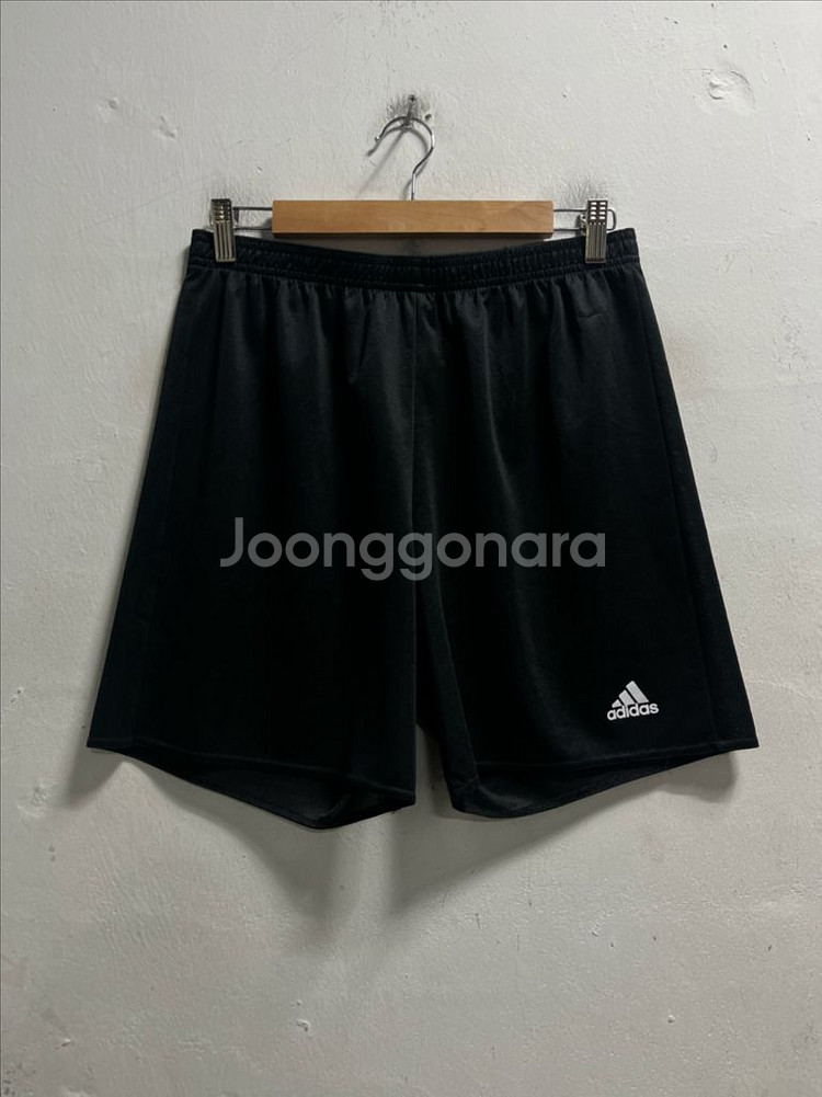 33-34 아디다스 기능성 스판 밴딩 반바지--0