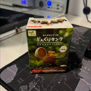 도토리다람쥐 피규어