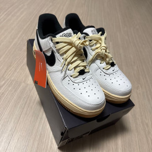 나이키에어포스1 07 LX