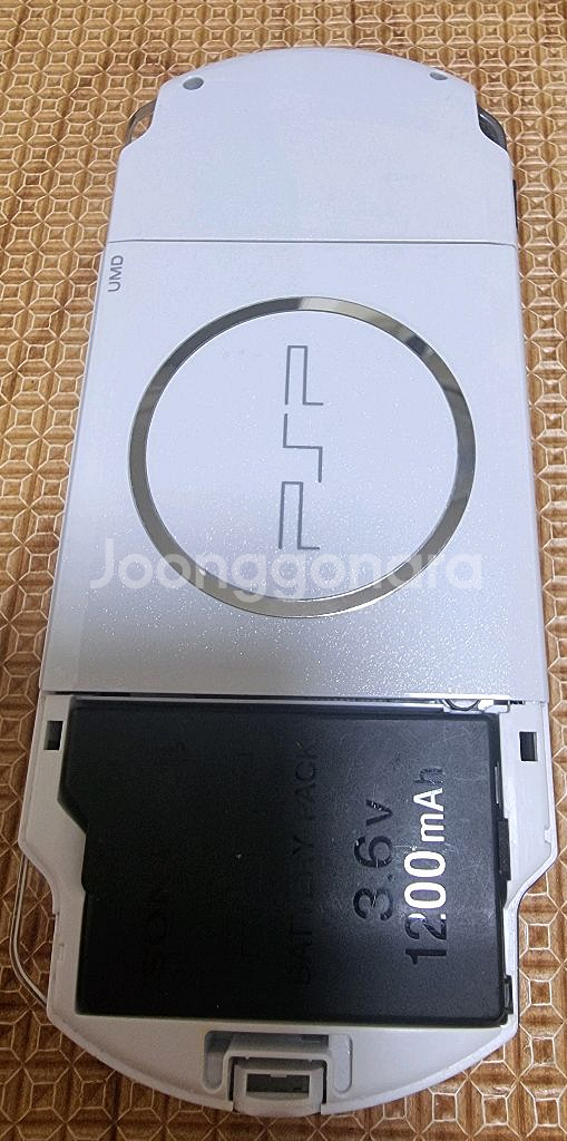 PSP 플스 3005 32기가 화이트--5
