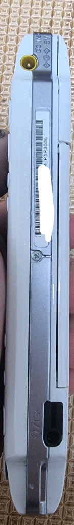 PSP 플스 3005 32기가 화이트--8