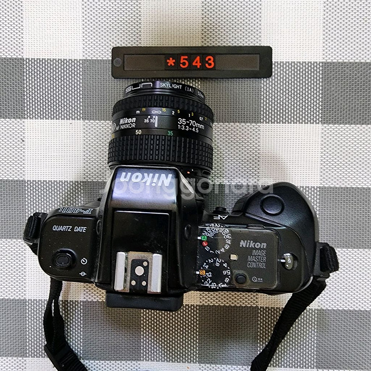 니콘 F-401 s 필름카메라 35-70 줌렌즈--2