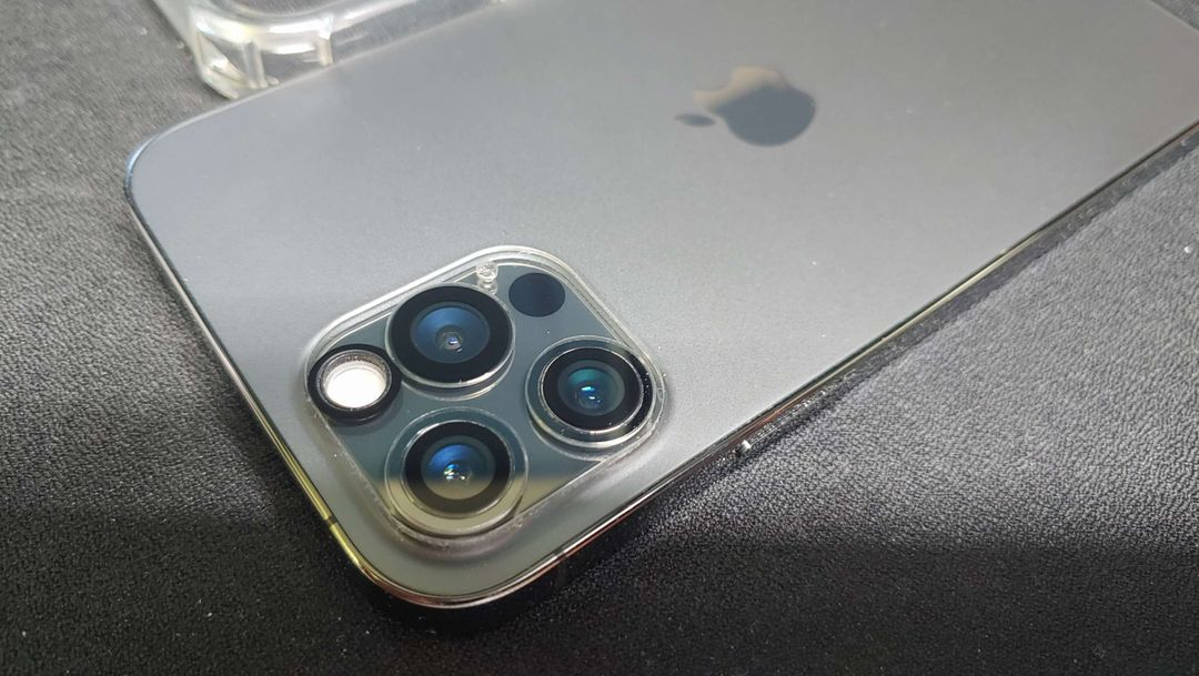 개인) 아이폰 12 pro 512gb (케이스, 필름)--3