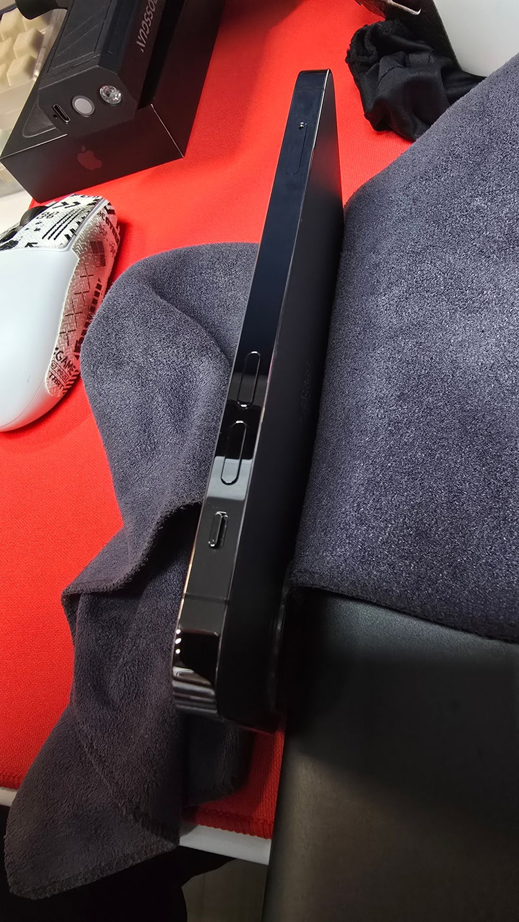 개인) 아이폰 12 pro 512gb (케이스, 필름)--5