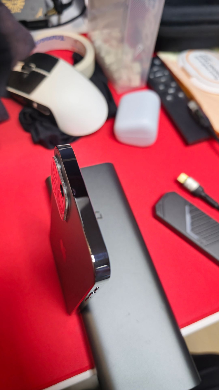 개인) 아이폰 12 pro 512gb (케이스, 필름)--8