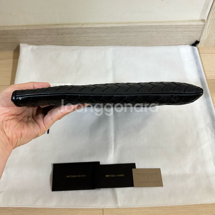 [S급/백화점] 보테가베네타 인트레치아토 클러치--2