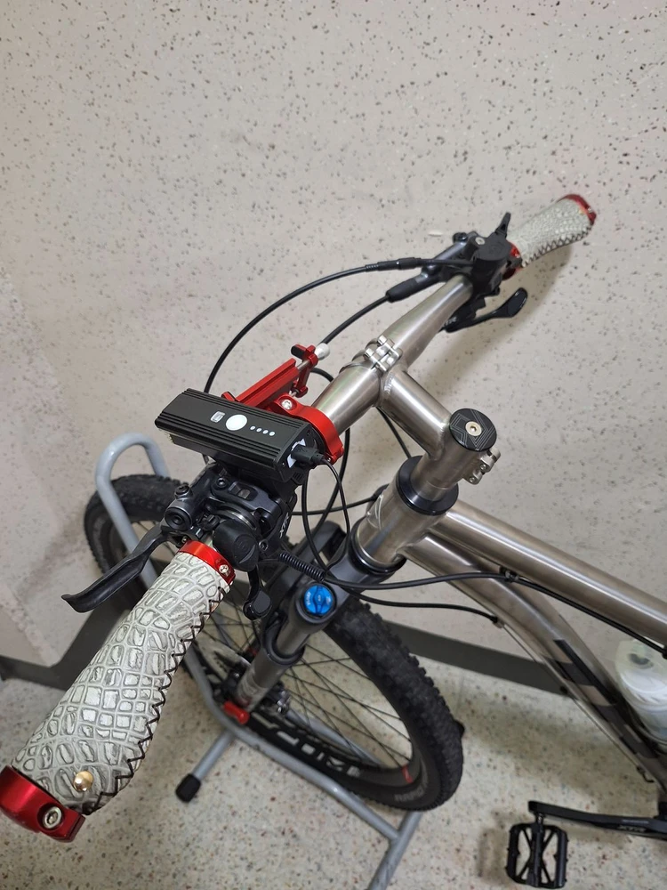 티타늄 자전거(XTR) 이미지