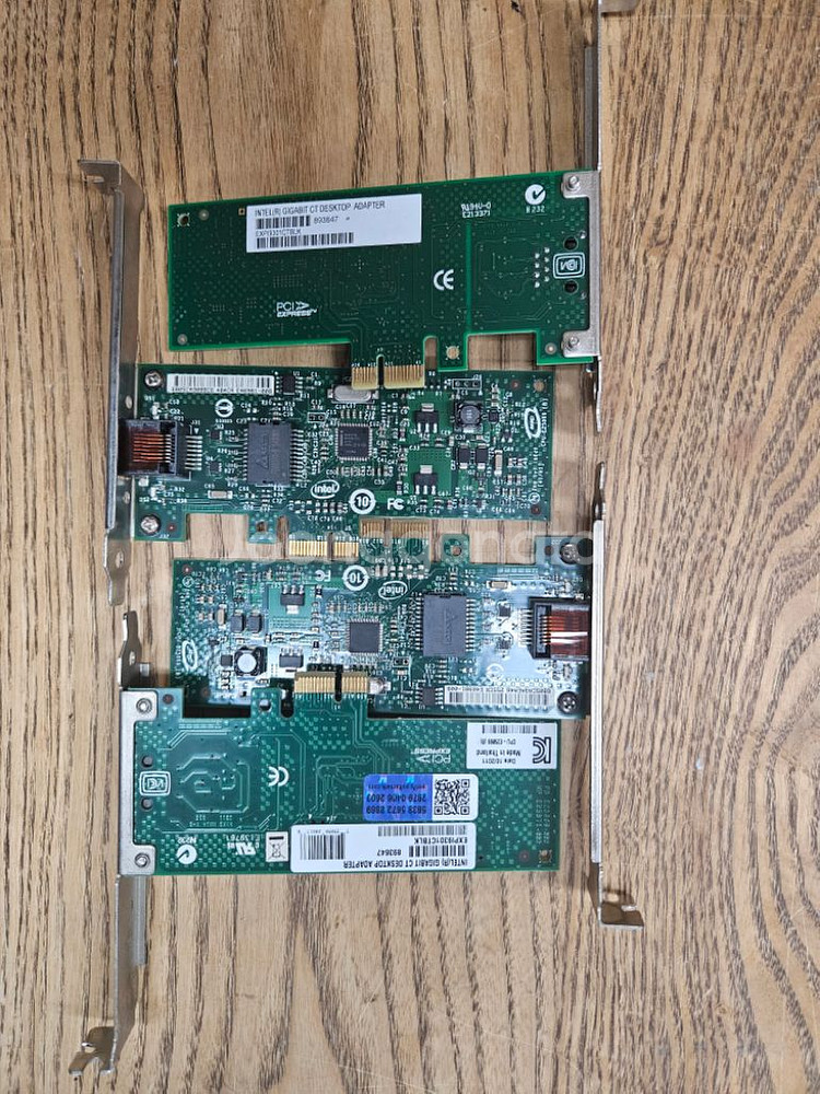 인텔정품 1G 랜카드 팝니다.--0