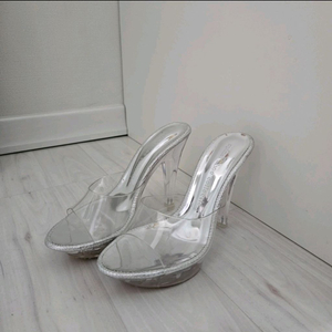 바디 프로필 촬영 용 투명 뮬 힐