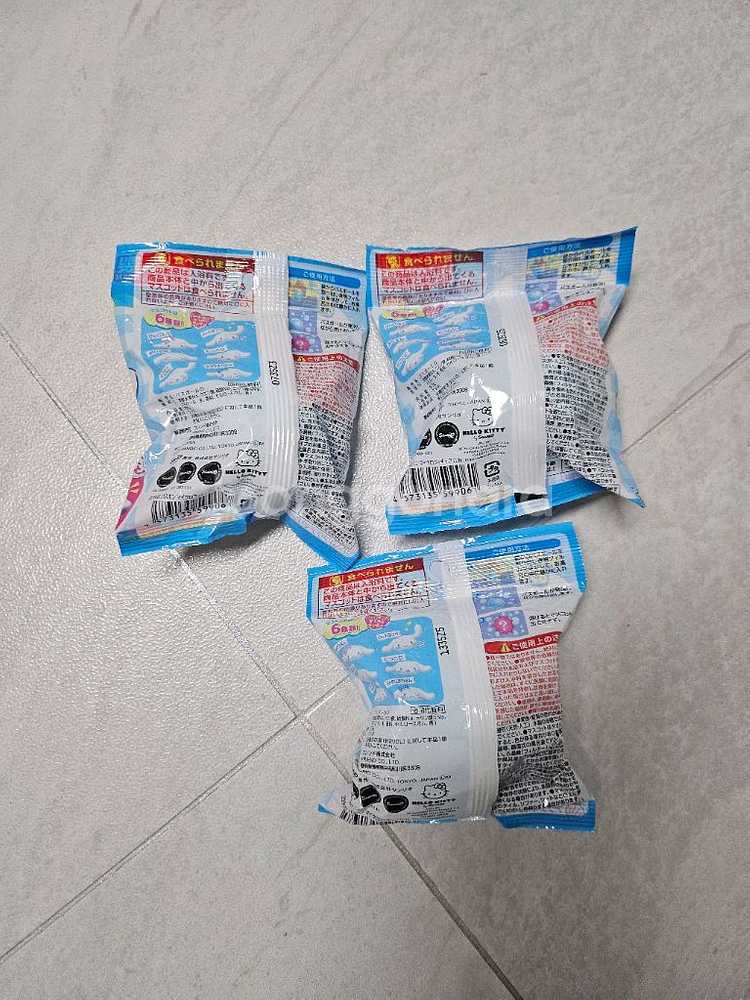 [정품] 산리오 시나모롤 입욕제 배쓰밤 바스볼 피규어--1