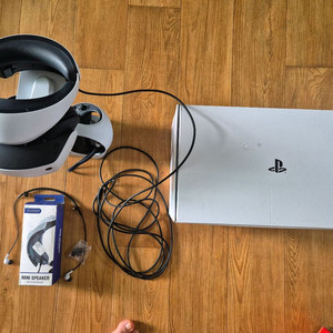 플스5 VR2 및 무선 스피커 팝니다