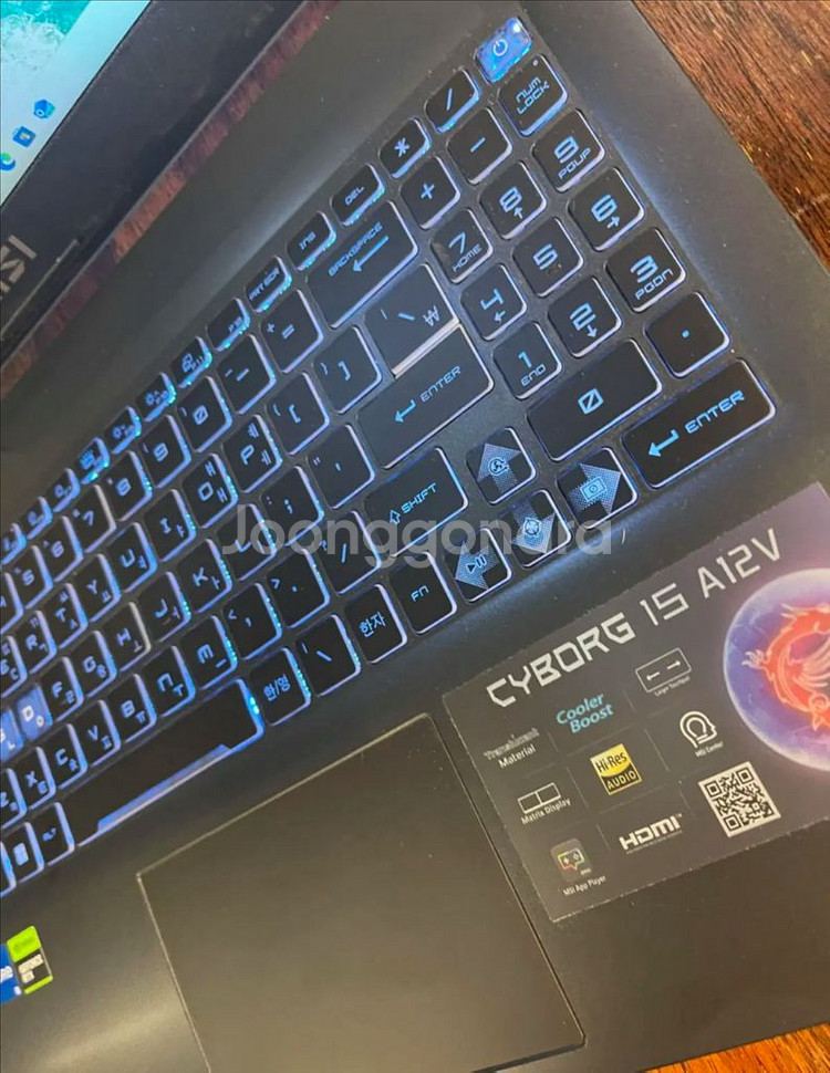 MSI Cyborg 15 A12VE 게이밍 노트북 1테--1