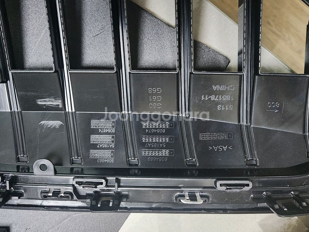 BMW G60 5시리즈 블랙그릴 레이더 센서--1
