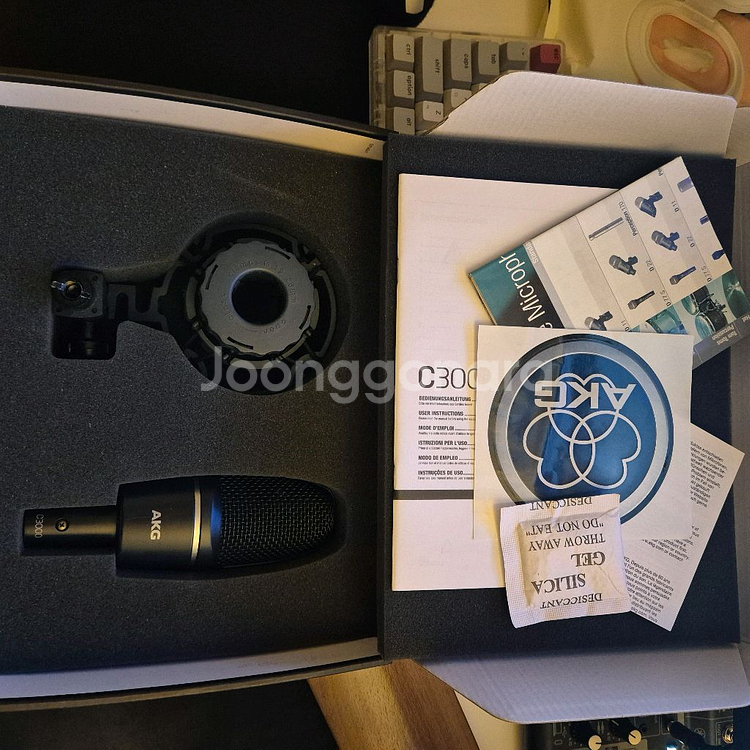 AKG C3000 콘덴서마이크 급처분 상태굿--0