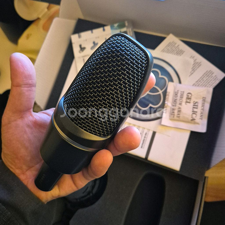 AKG C3000 콘덴서마이크 급처분 상태굿--2