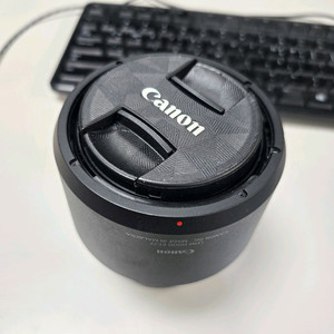 캐논 RF85mm F2 Macro IS STM