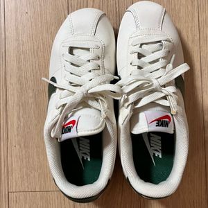나이키 코르테즈 그린