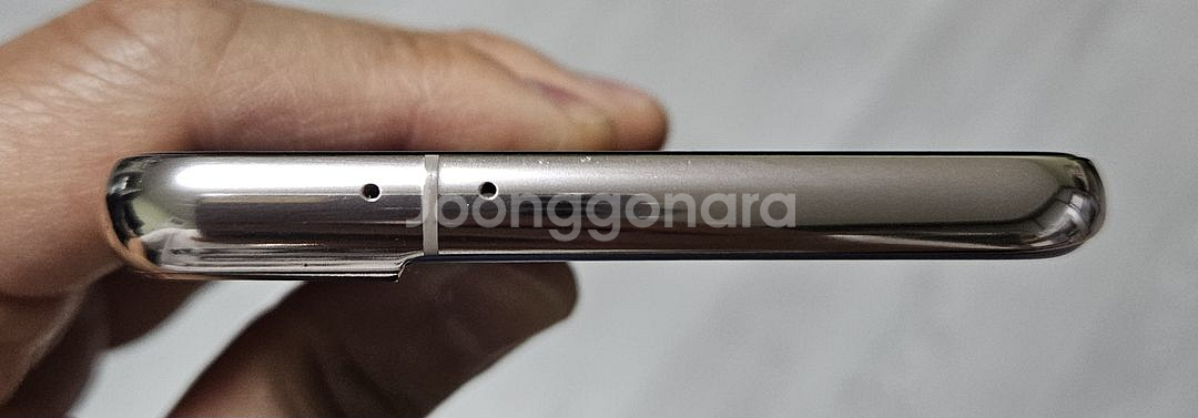 갤럭시 S21플러스 바이올렛 256GB 자급제폰 팝니다--2