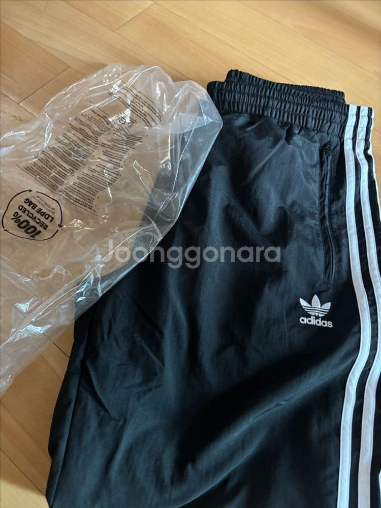 아디다스 남성 우븐팬츠IT2501 (새제품)--1