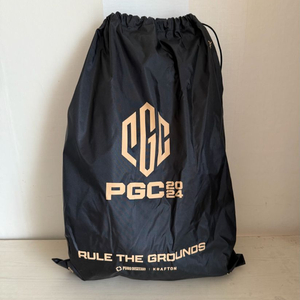 배틀그라운드 PGC 2024 한정판 가방 팝니다