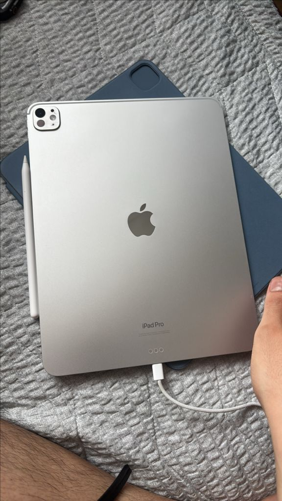 아이패드 프로 13 m4 256gb 이미지