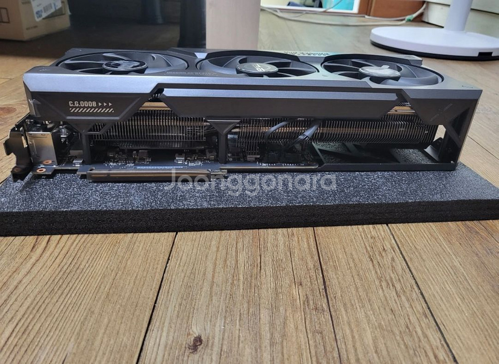 아수스 rtx4080 그래픽카드--6
