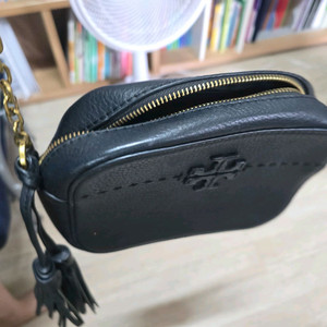 토리버치 카메라 가방 택포 25000원