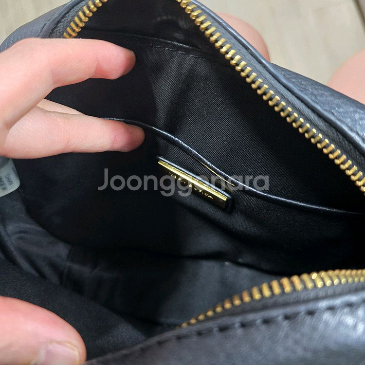 토리버치 카메라 가방 택포 25000원--9