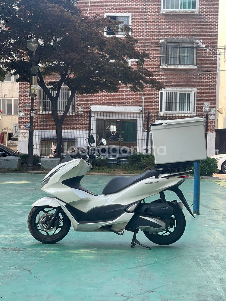 pcx125 22년식 5.7만Km 저렴히 판매합니다--7