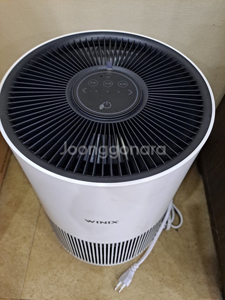 위닉스 타워 엣지 컴팩트 공기청정기 AT5M200-MW--2