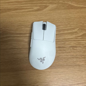 레이저 데스에더 v3 pro