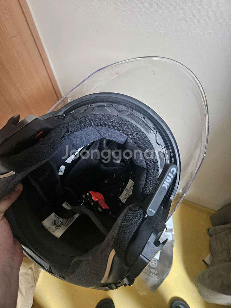 오토바이 헬멧 및 장비들 팝니다--1