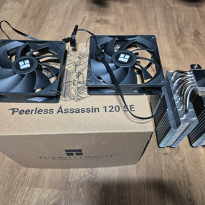 써멀라이트 어쌔신 120se CPU 쿨러 팝니다.