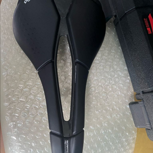 프롤로고 m5 티록스,포가챠안장