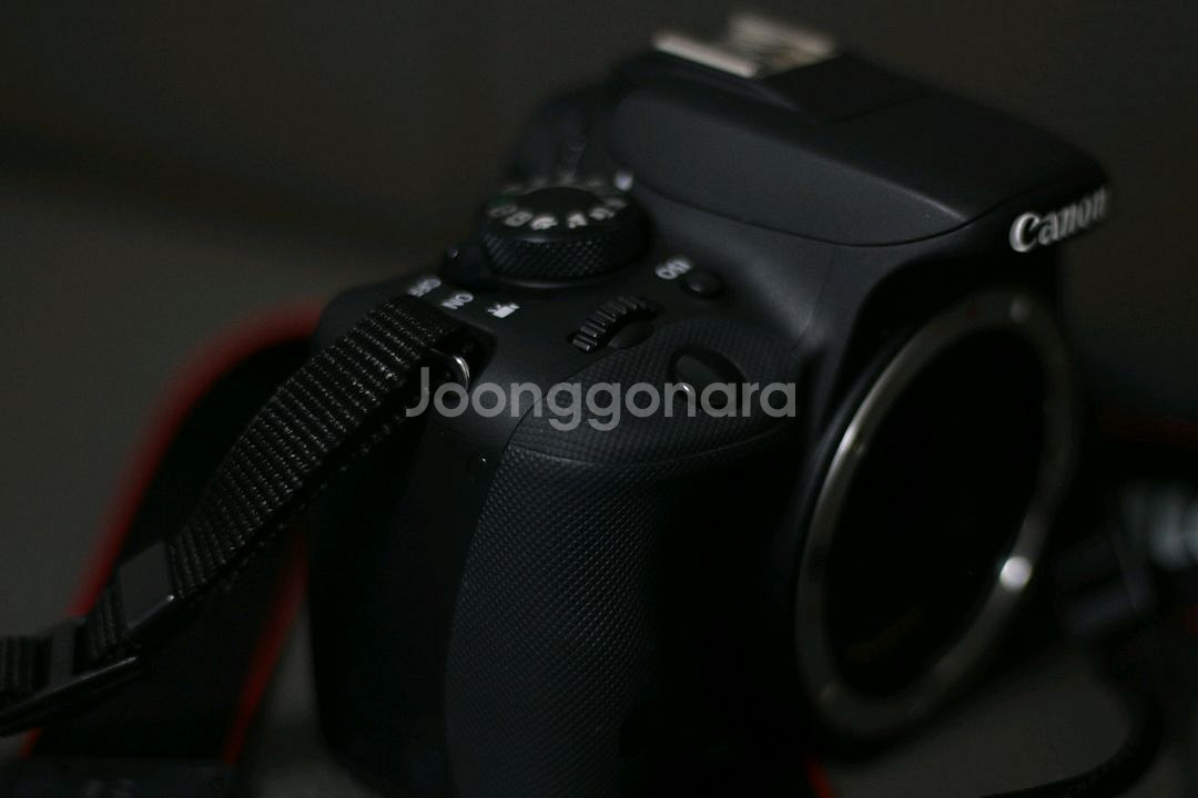 캐논 100D 번들렌즈 포함 풀구성 6,200컷--3