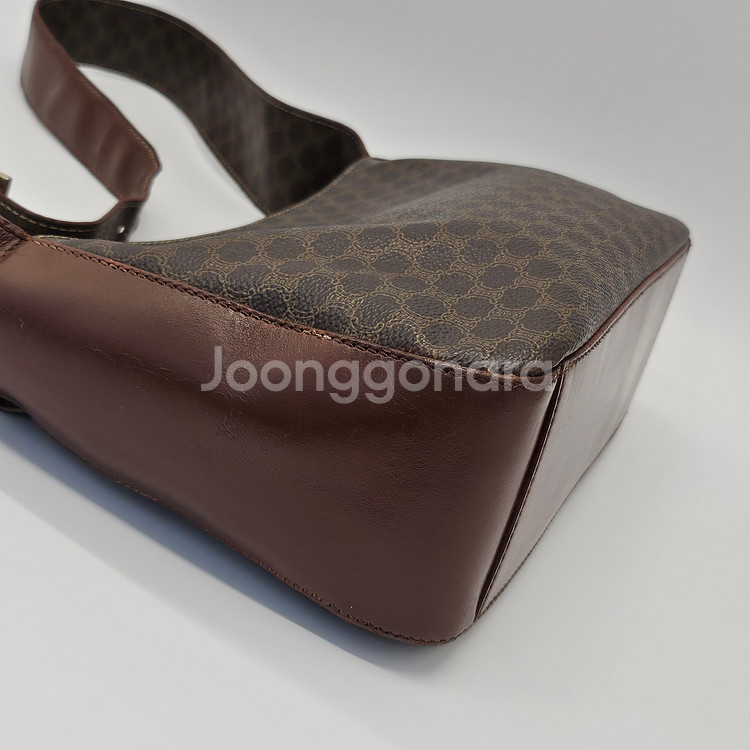 정품 셀린느 마카담 빈티지 숄더백--4