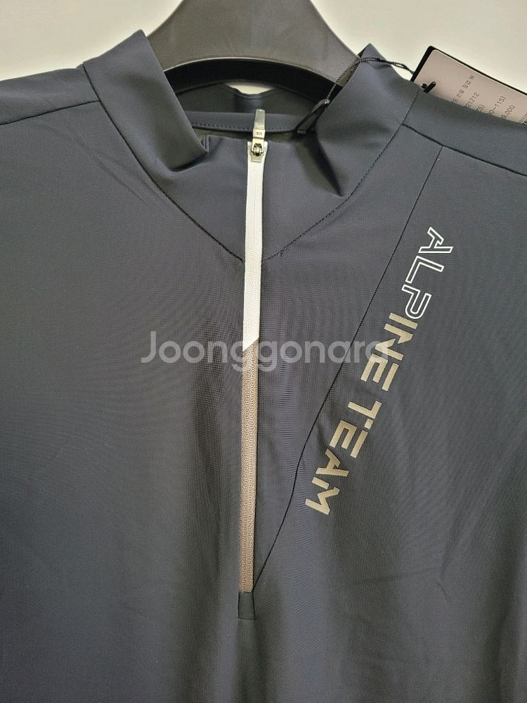 새상품)K2 여성 냉감 반집업 등산반팔 90,100--1