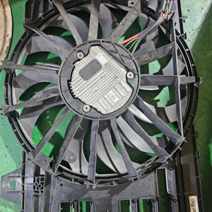 랜지로버2.0이보크 라디에이터팬010-3273-1438