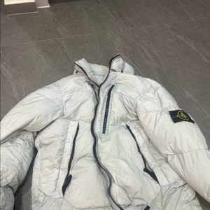 스톤아일랜드 크링클렙스 패딩 급처합니다