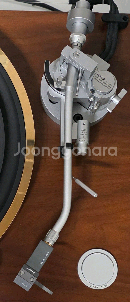 야마하 GT-2000L (금장 플래터) 턴테이블 민트급--6
